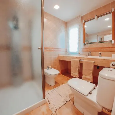 Con Piscina Privada