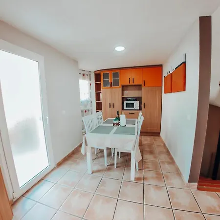 Holiday home Con Piscina Privada